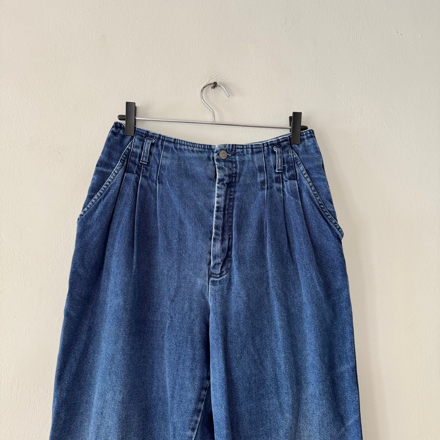 Vintage Jeans (size 38)