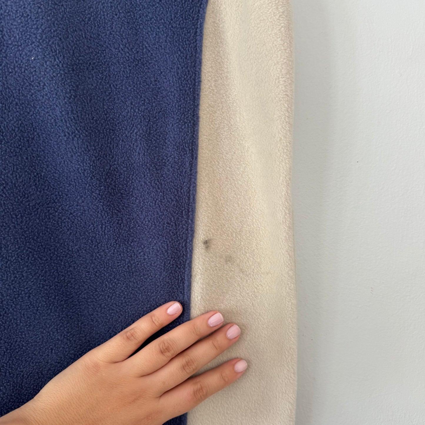 Fleecy Zip-up (size L)