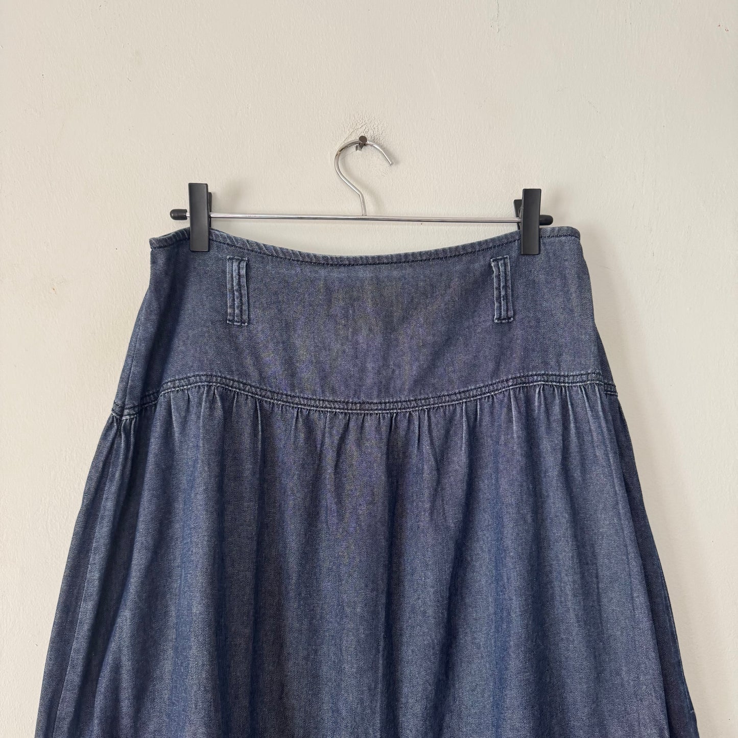 Quality Denim Skirt (size 10-12)