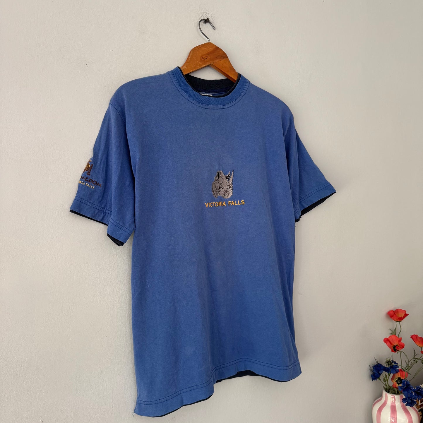 Embroidered Thick Tee (size L)