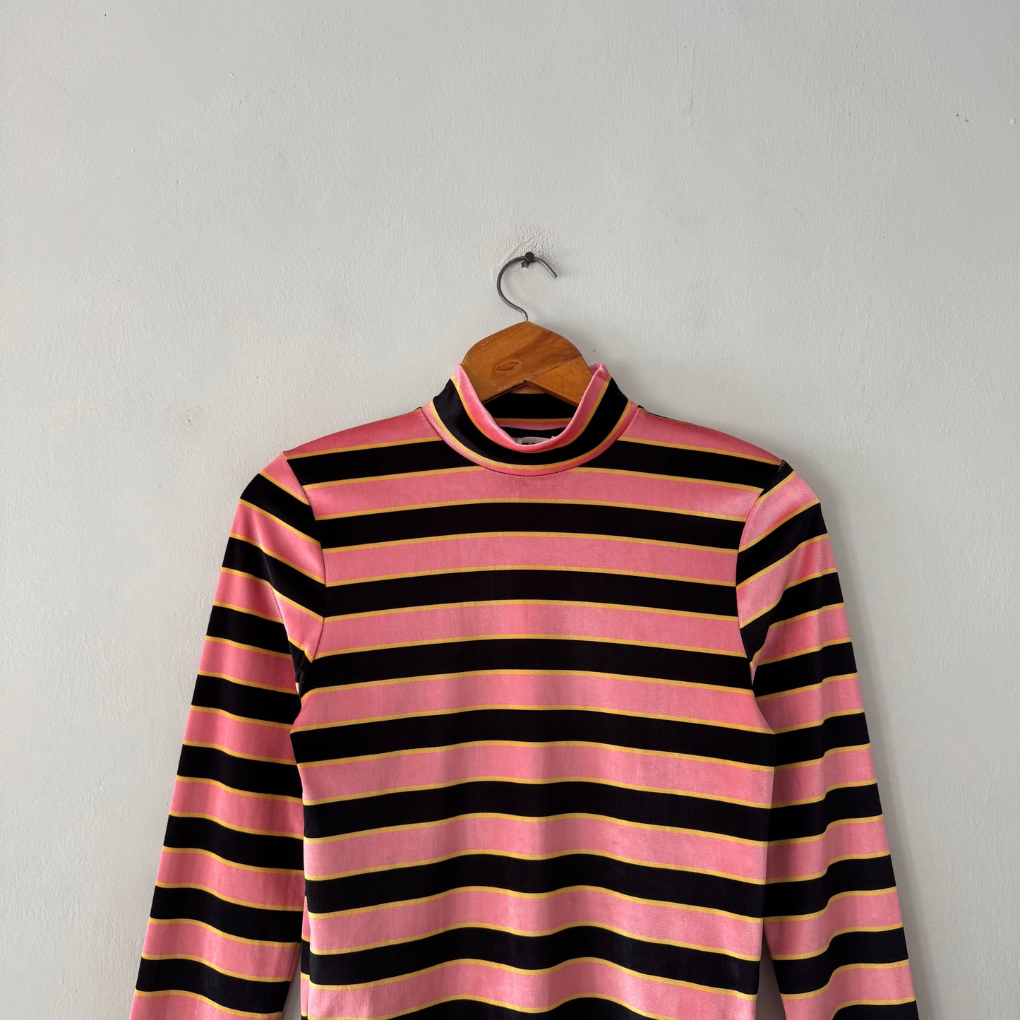 Ragged Priest Velvet Top (size S)