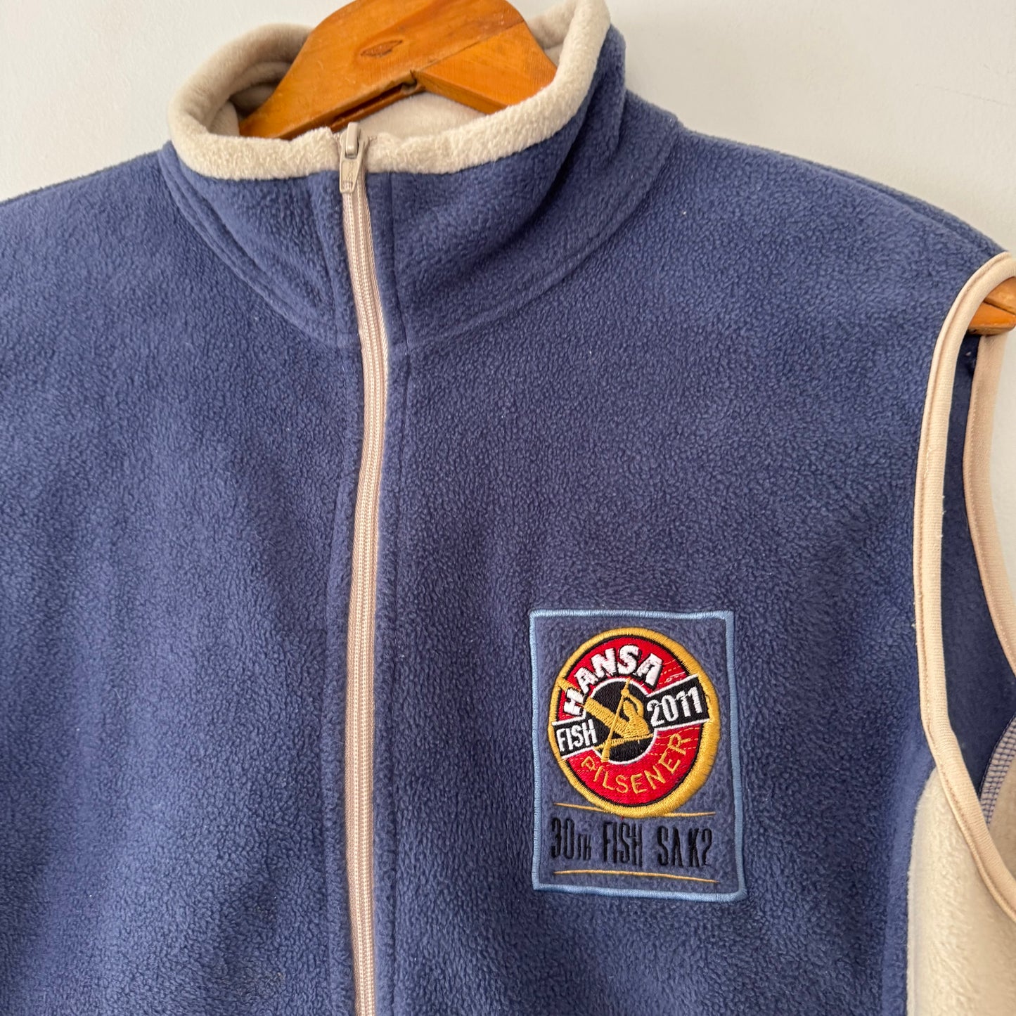 Fleecy Zip-up (size L)