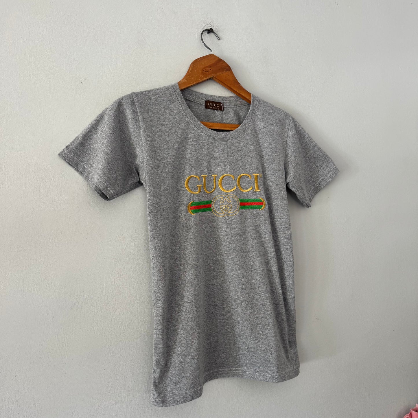 ‘Gucci’ tee (size S)