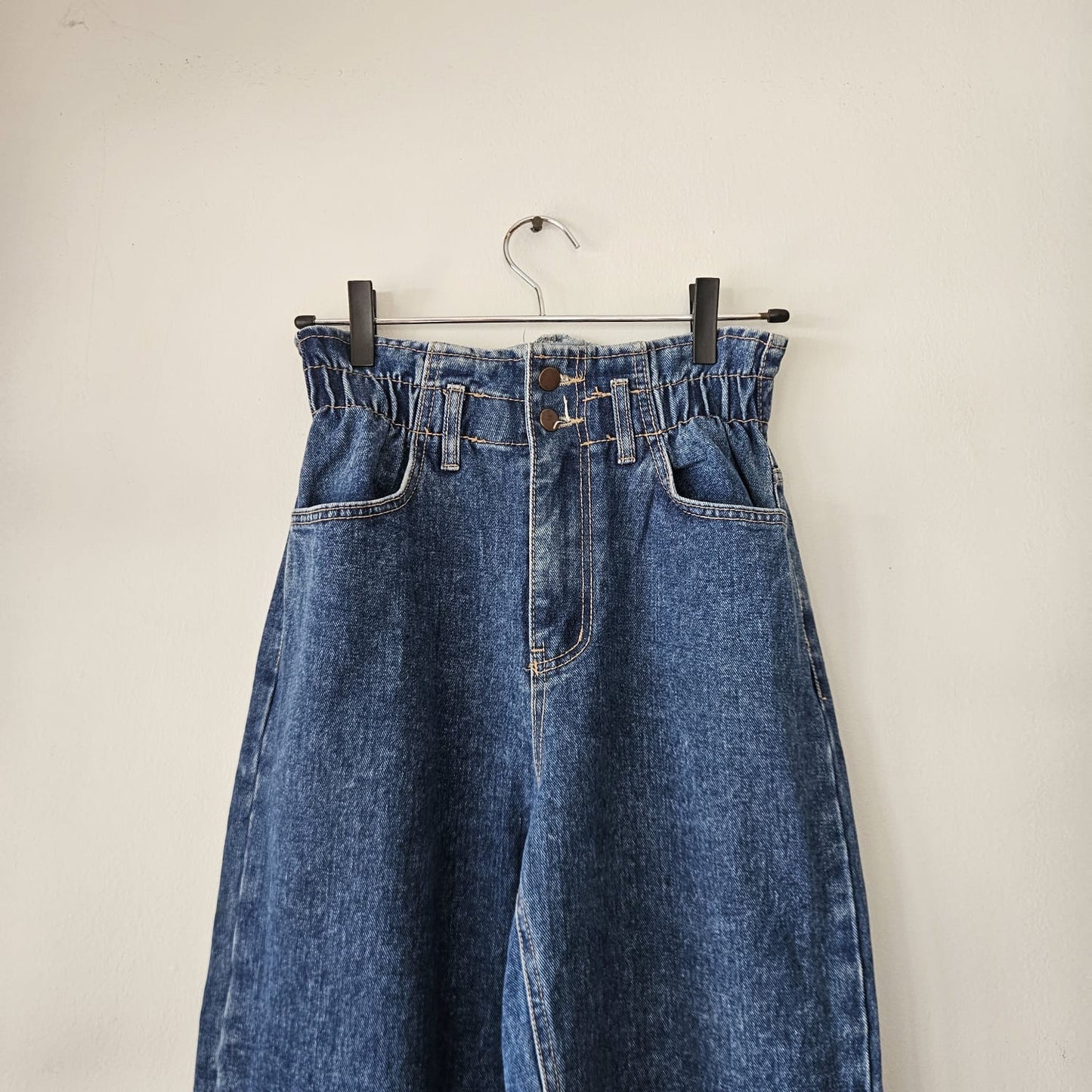 High-waisted Jeans (size S)