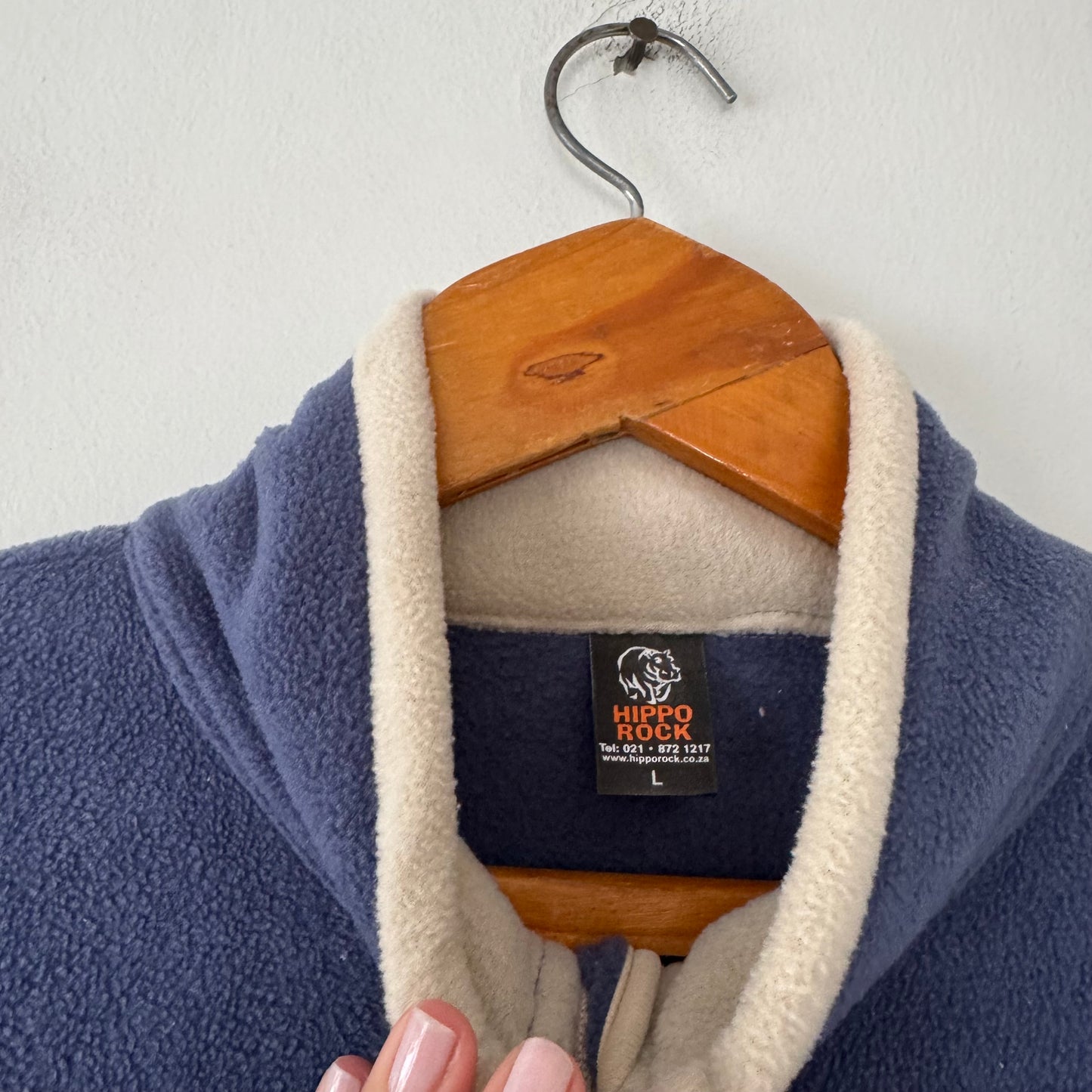 Fleecy Zip-up (size L)