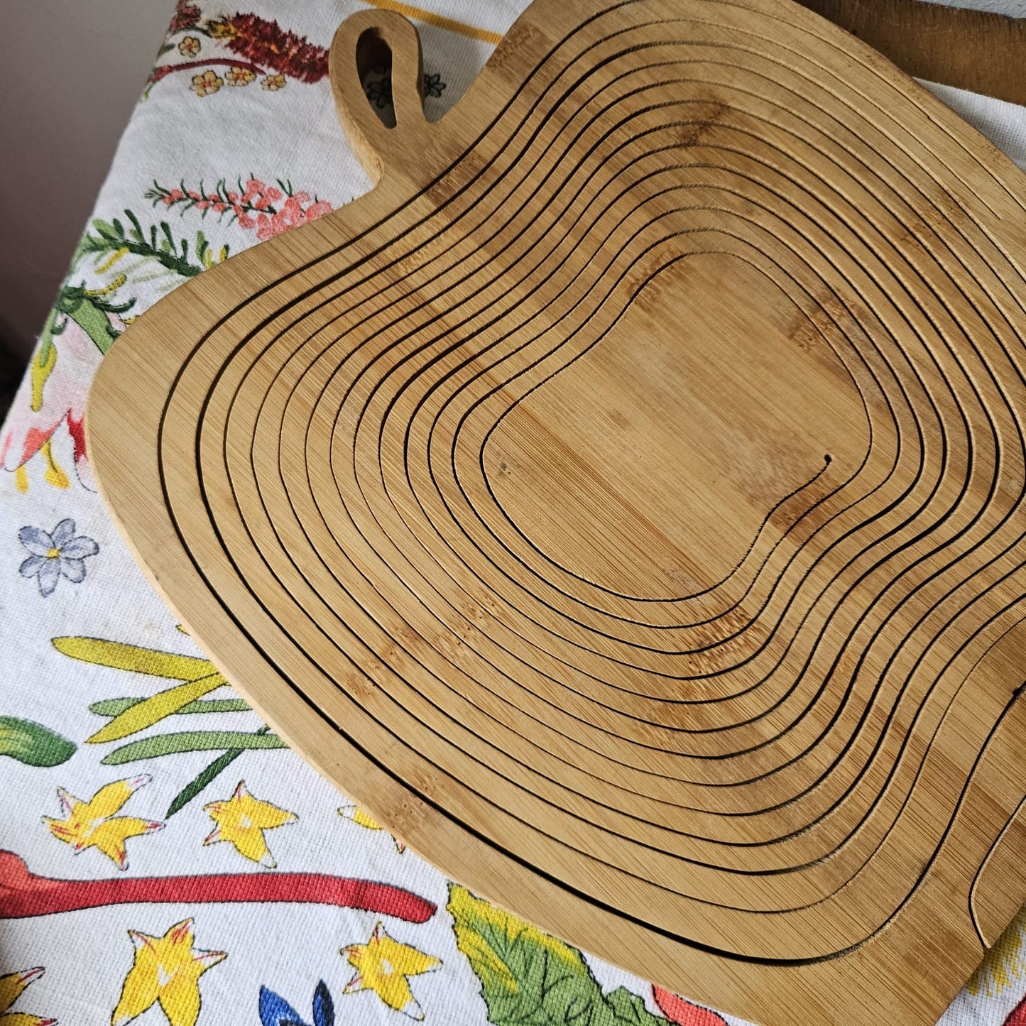 Retro Foldable Fruit Basket